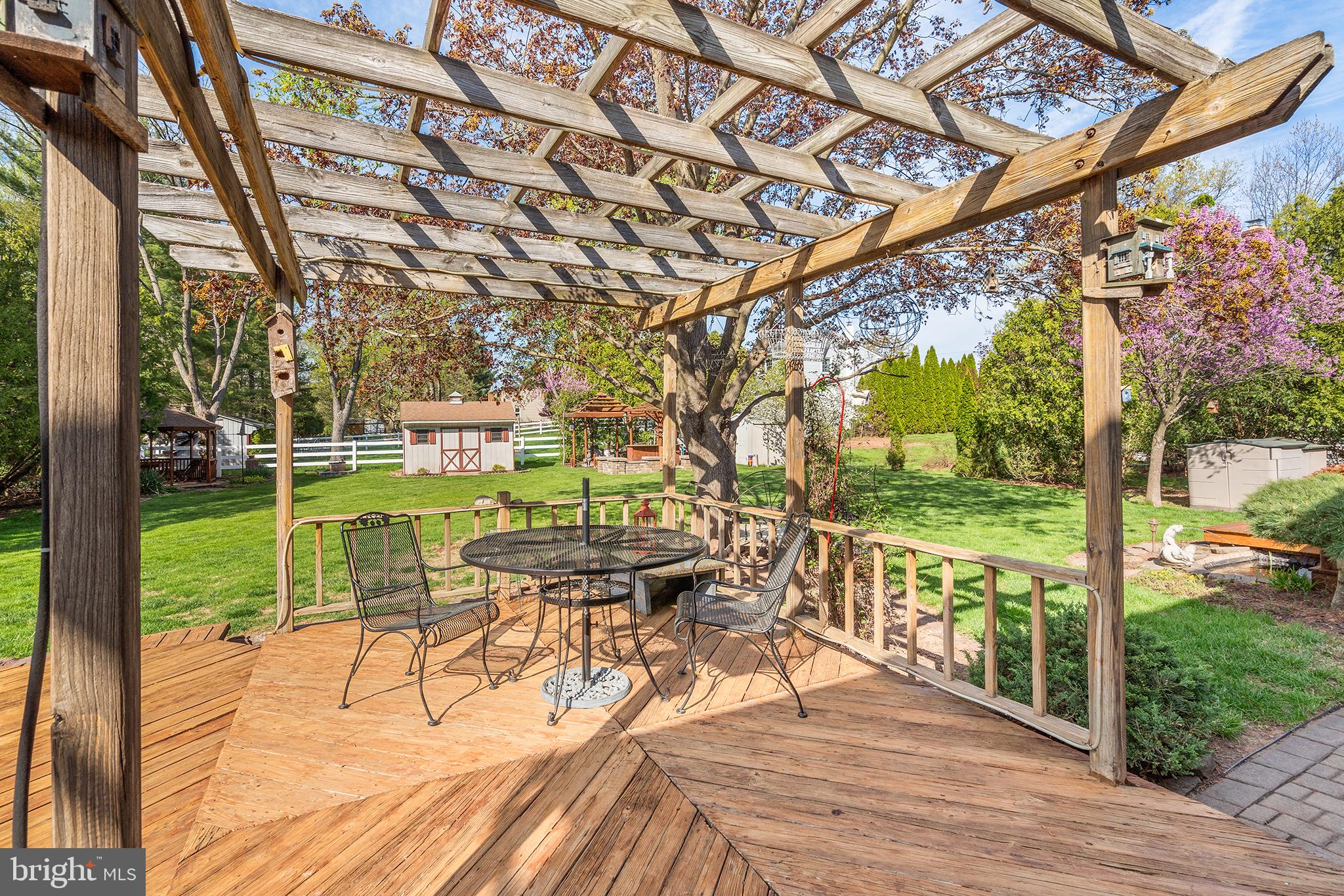 1290 STONYBROOK LANE