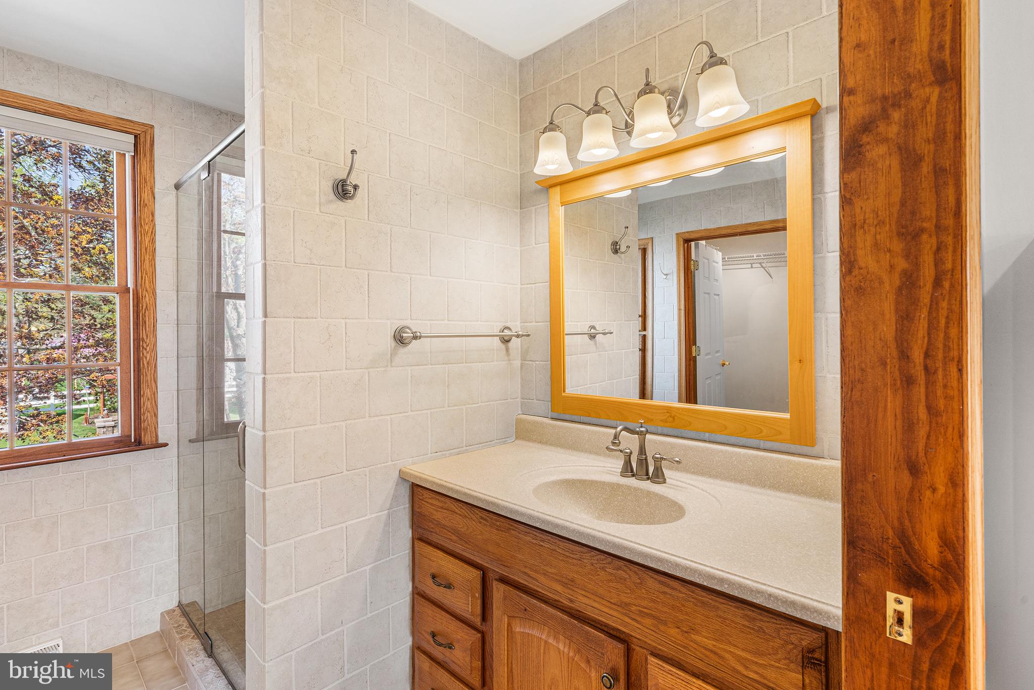 1290 STONYBROOK LANE