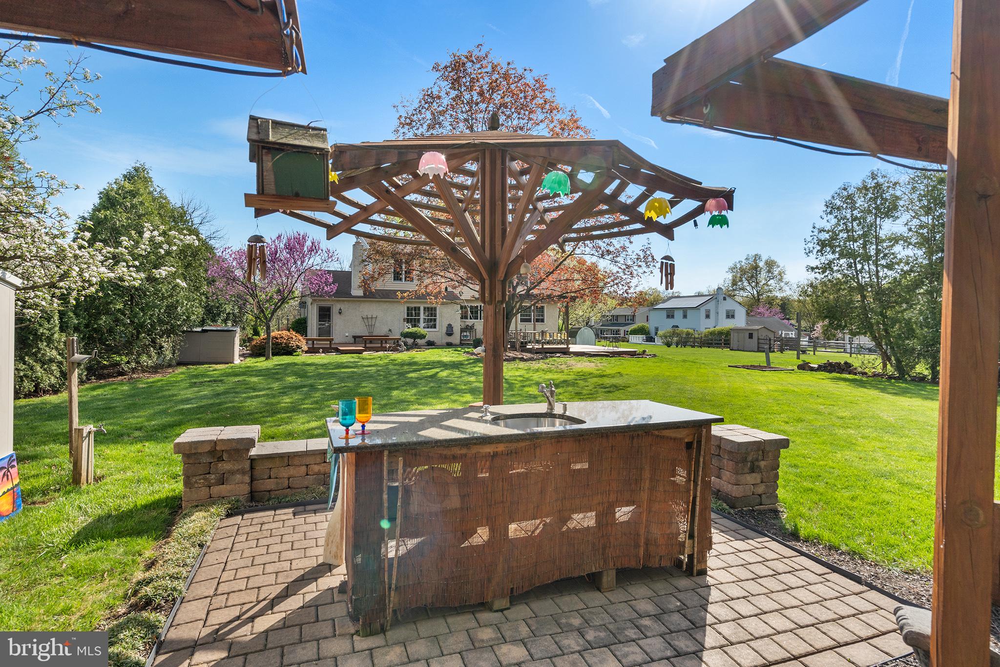 1290 STONYBROOK LANE