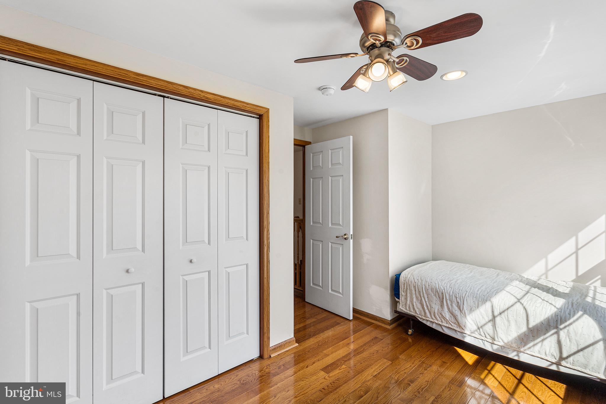 1290 STONYBROOK LANE