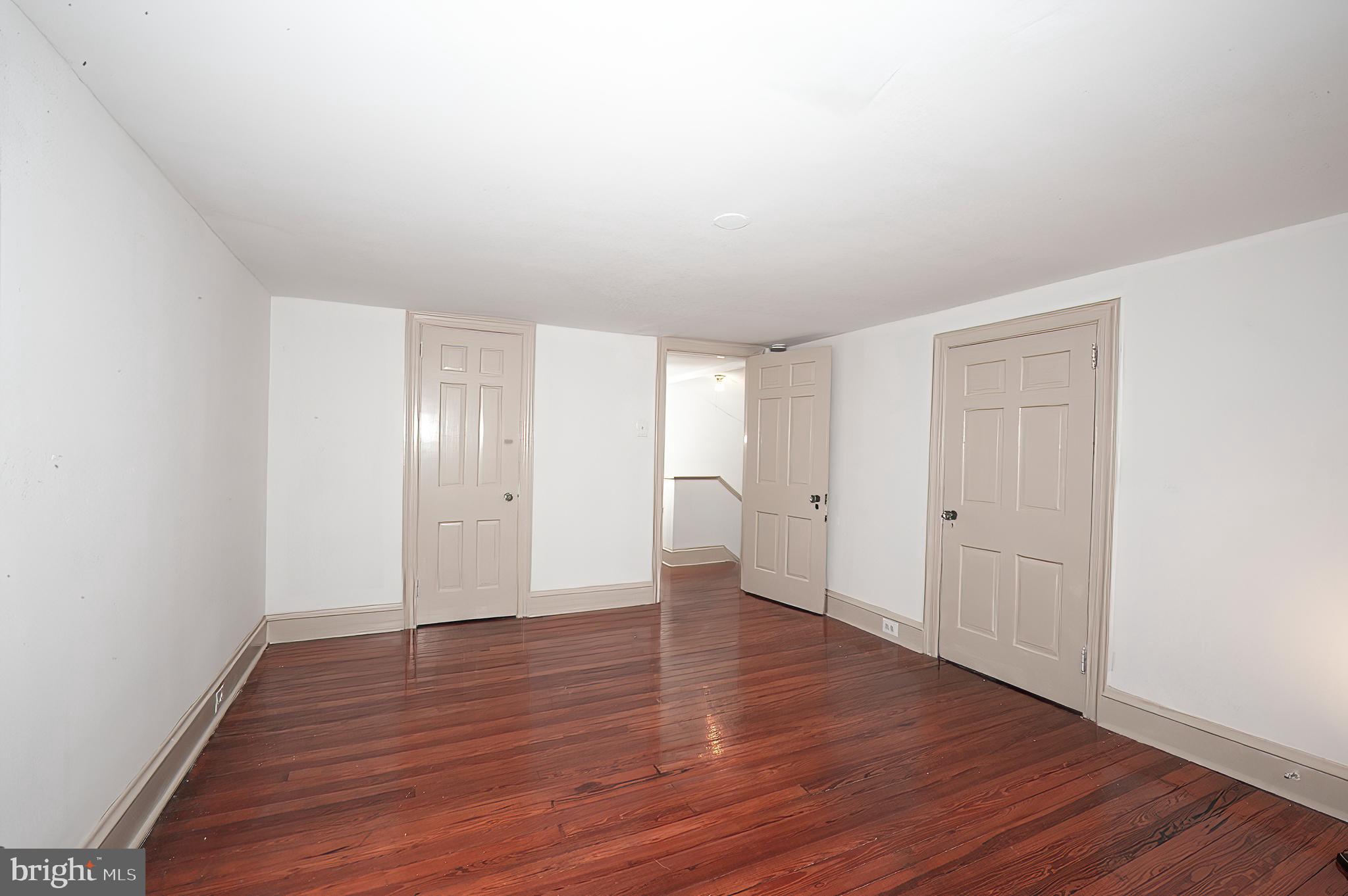 195 MIDFIELD ROAD