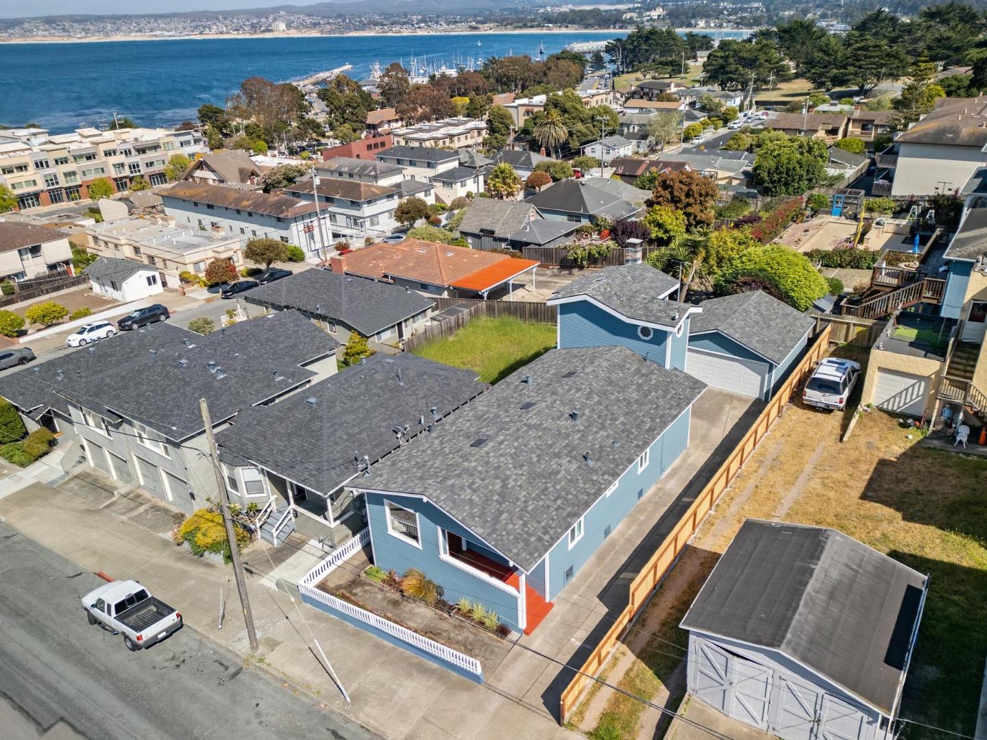 461 Dickman Ave