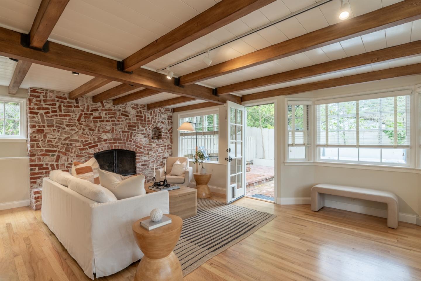 24587 Castro Lane