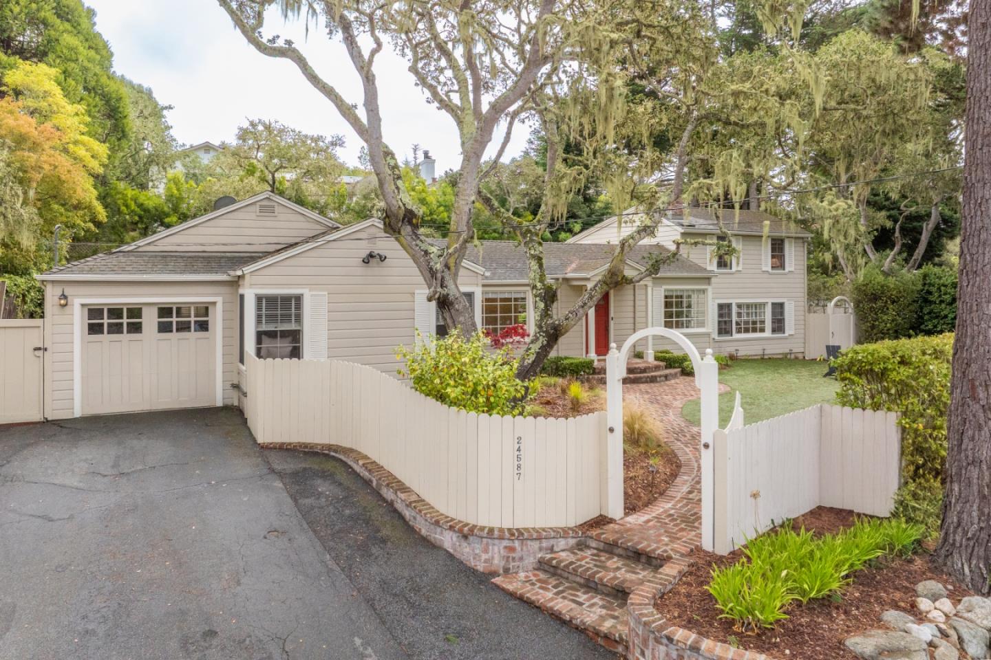 24587 Castro Lane
