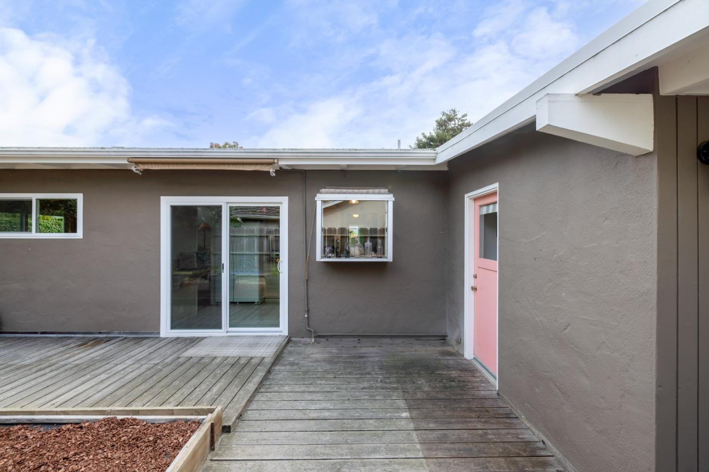3325 Sycamore Place
