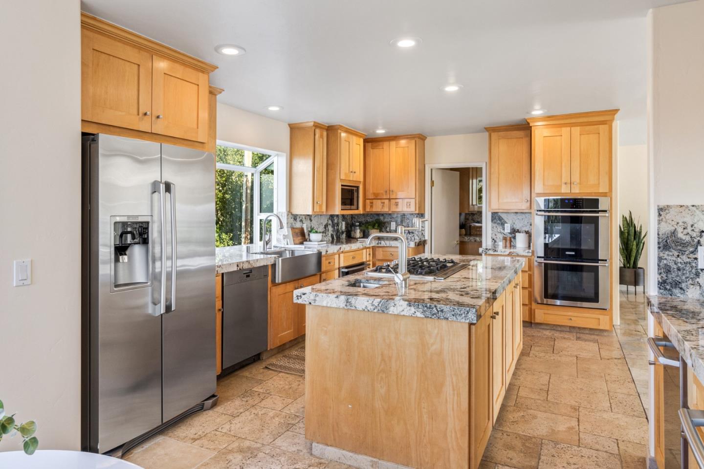 320 El Caminito RD