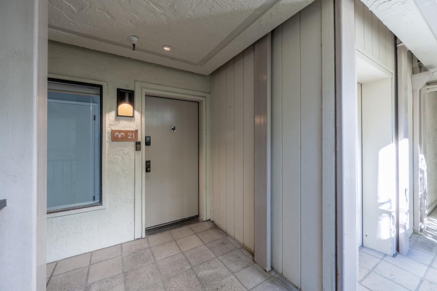 21 Shepherds Knoll Drive