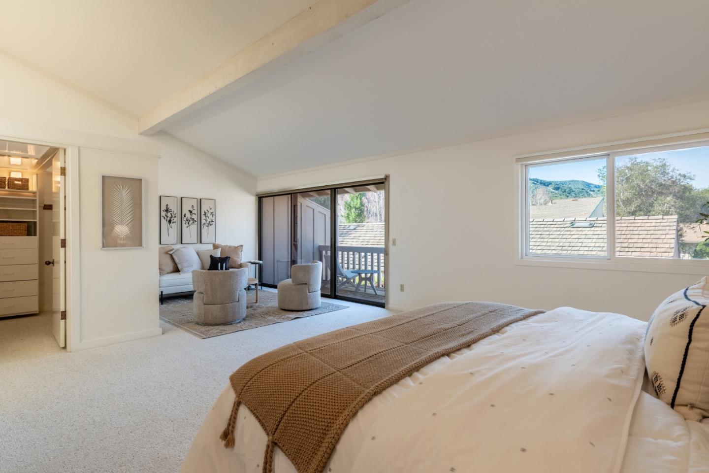 9542 Maple Court
