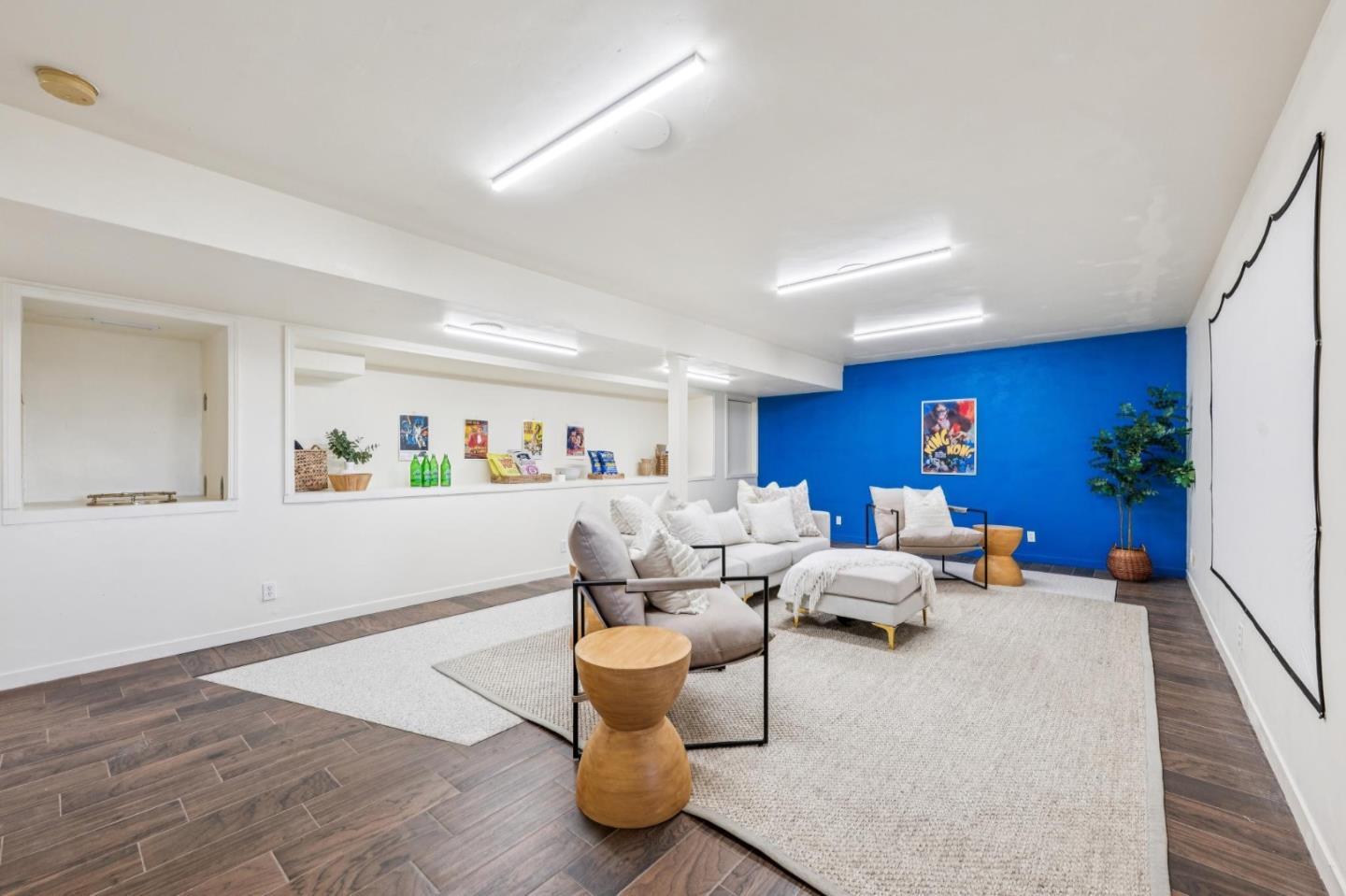 26245 Rinconada Drive