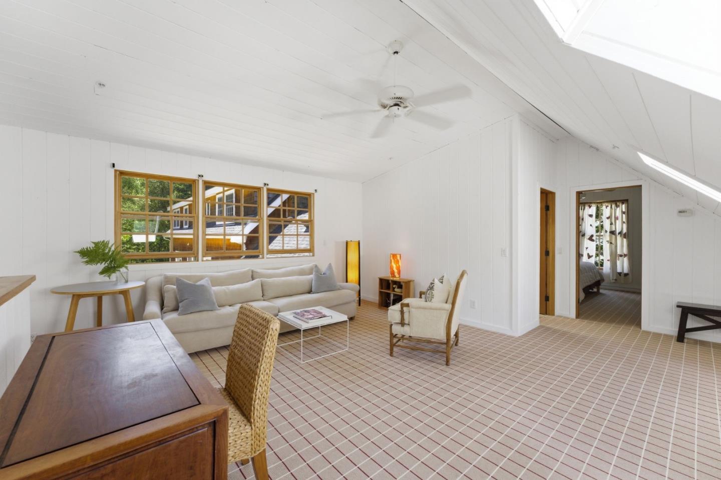 7 San Clemente Drive
