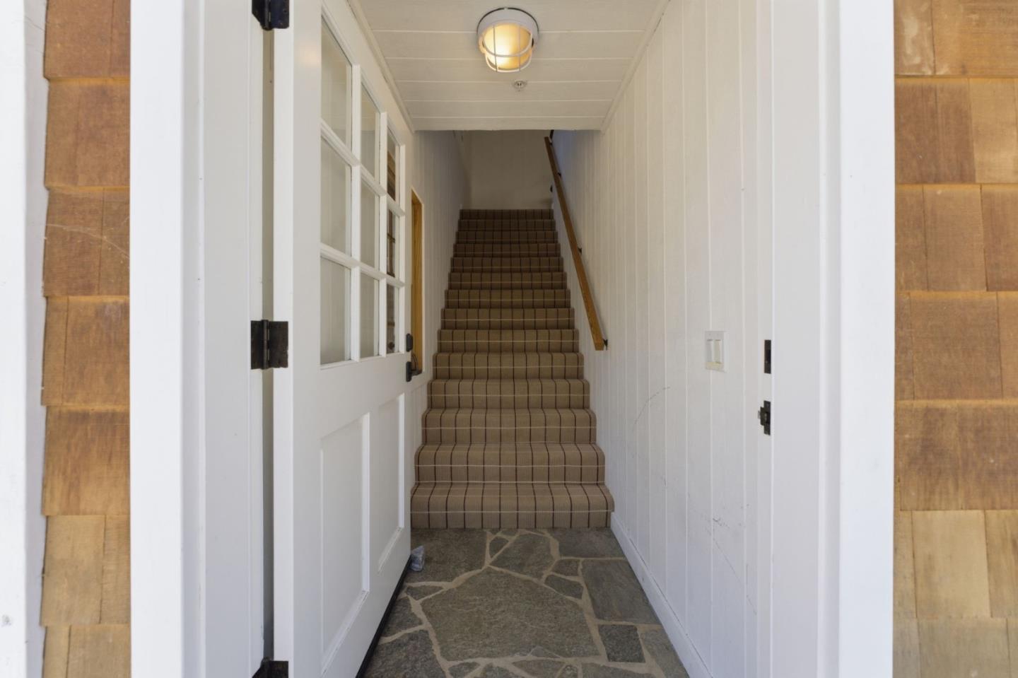7 San Clemente Drive