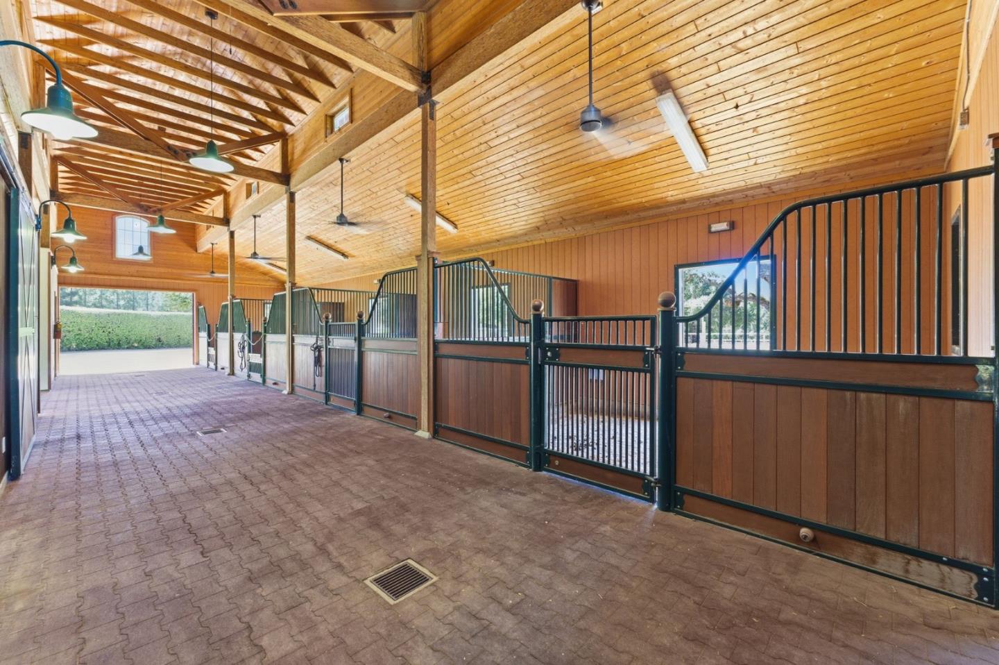 7 San Clemente Drive
