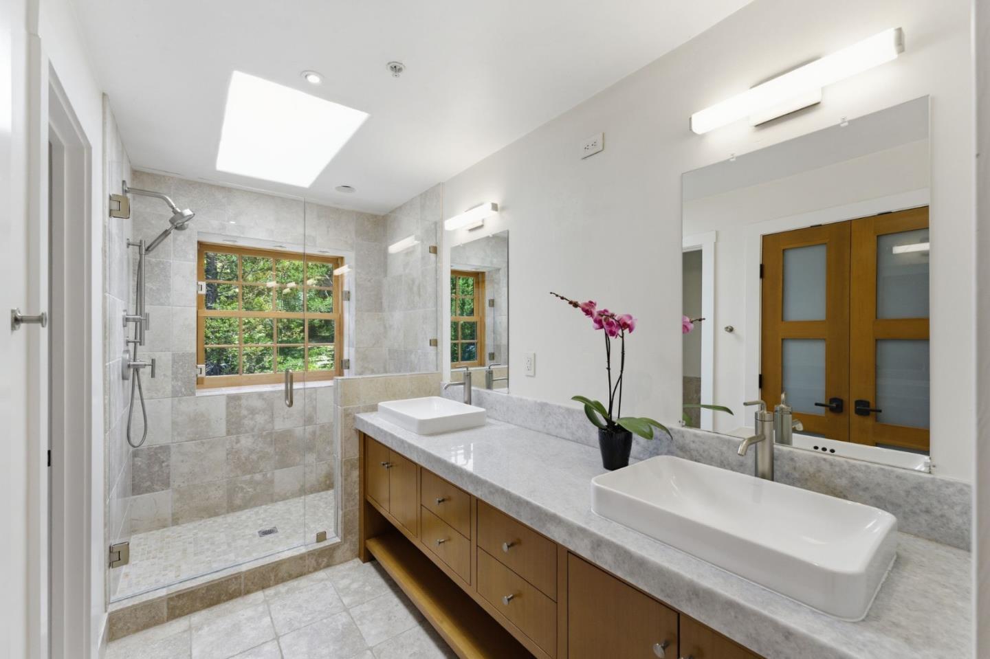 7 San Clemente Drive