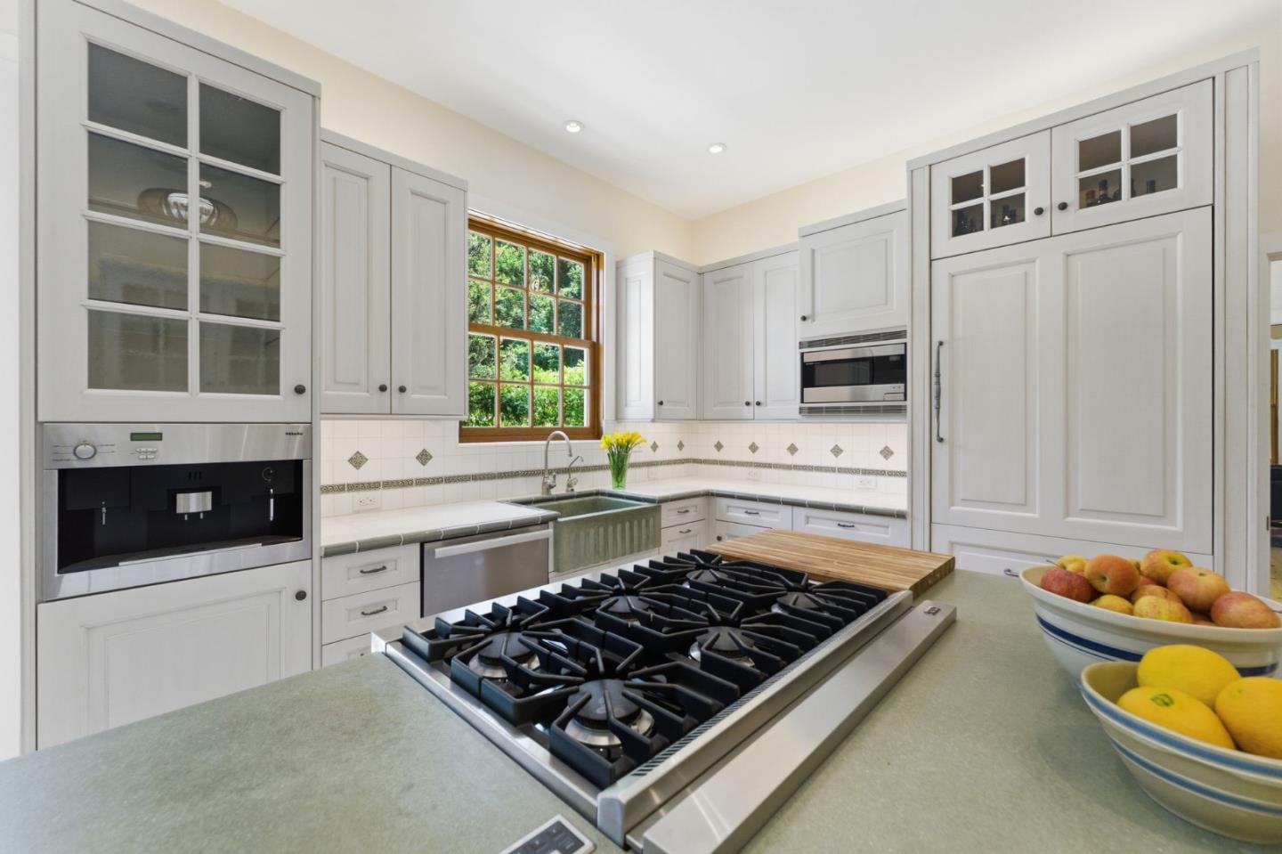 7 San Clemente Drive