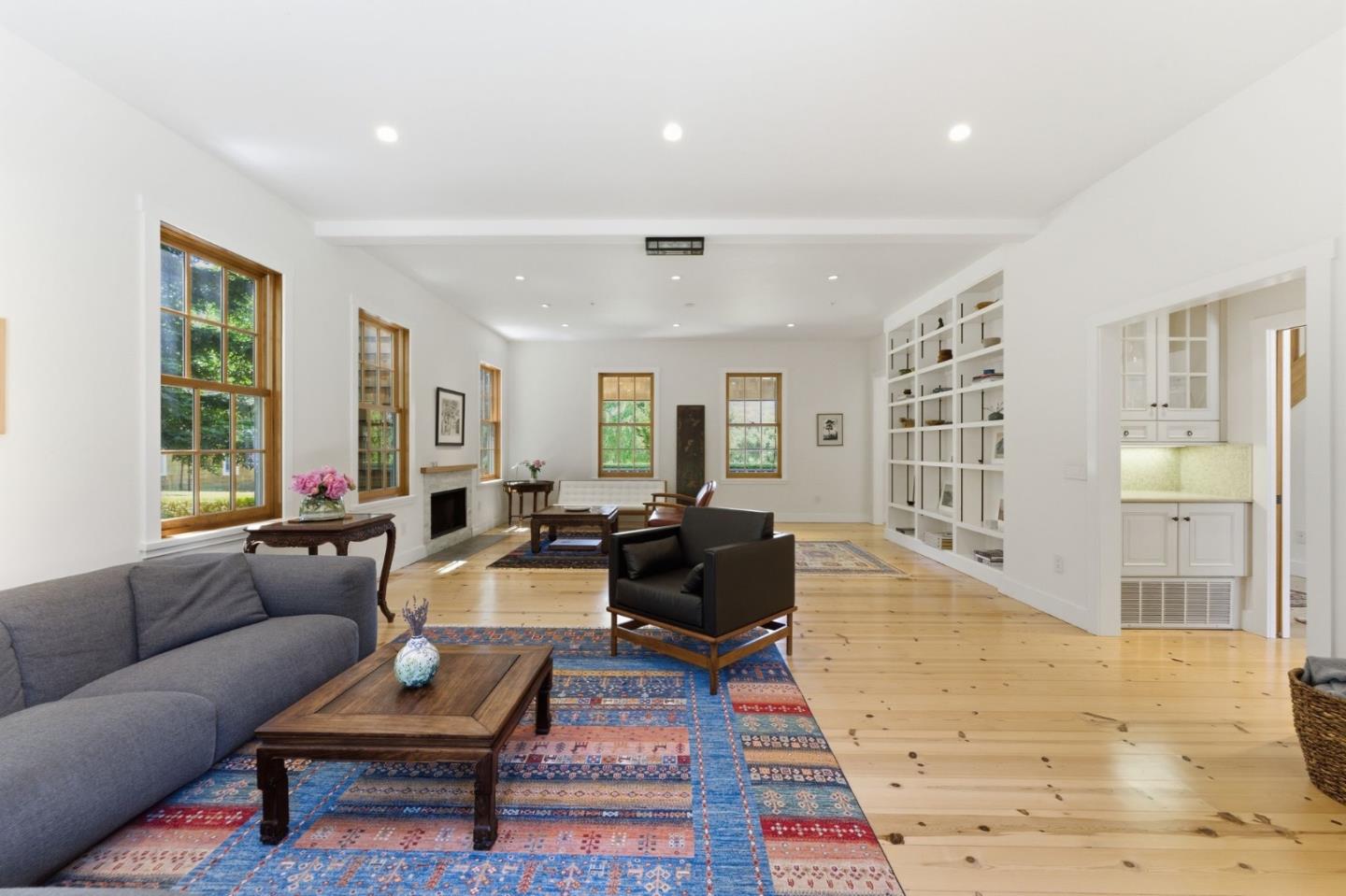7 San Clemente Drive