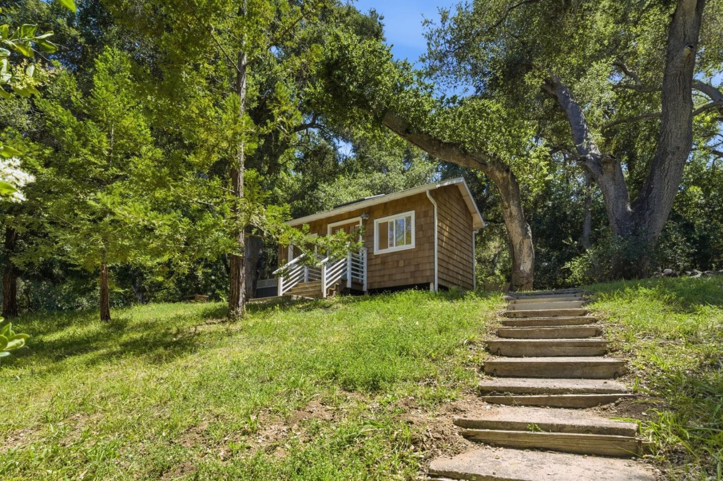 7 San Clemente Drive