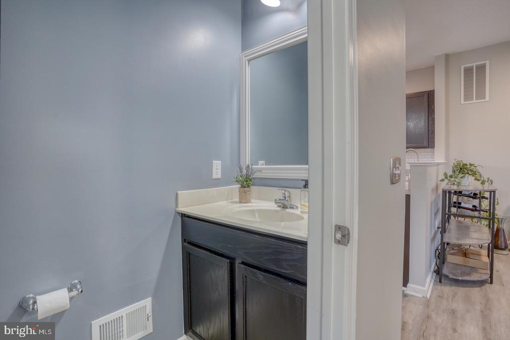 84 Tidbury Xing