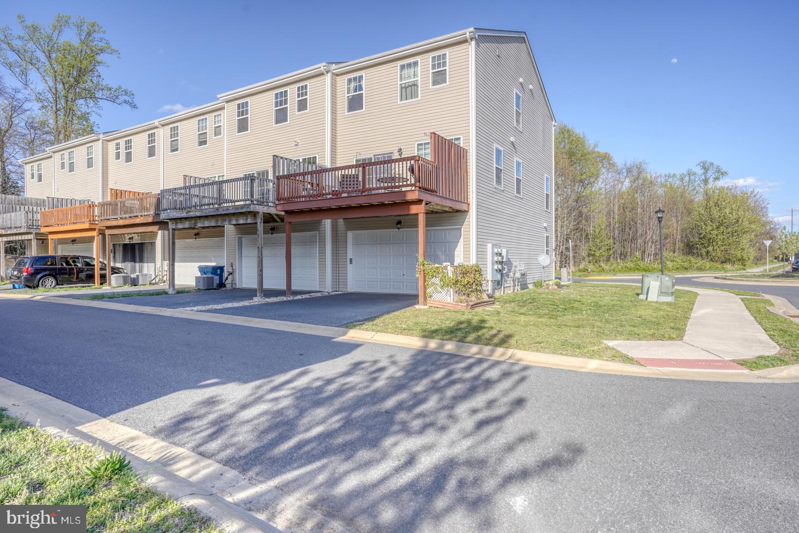 84 Tidbury Xing