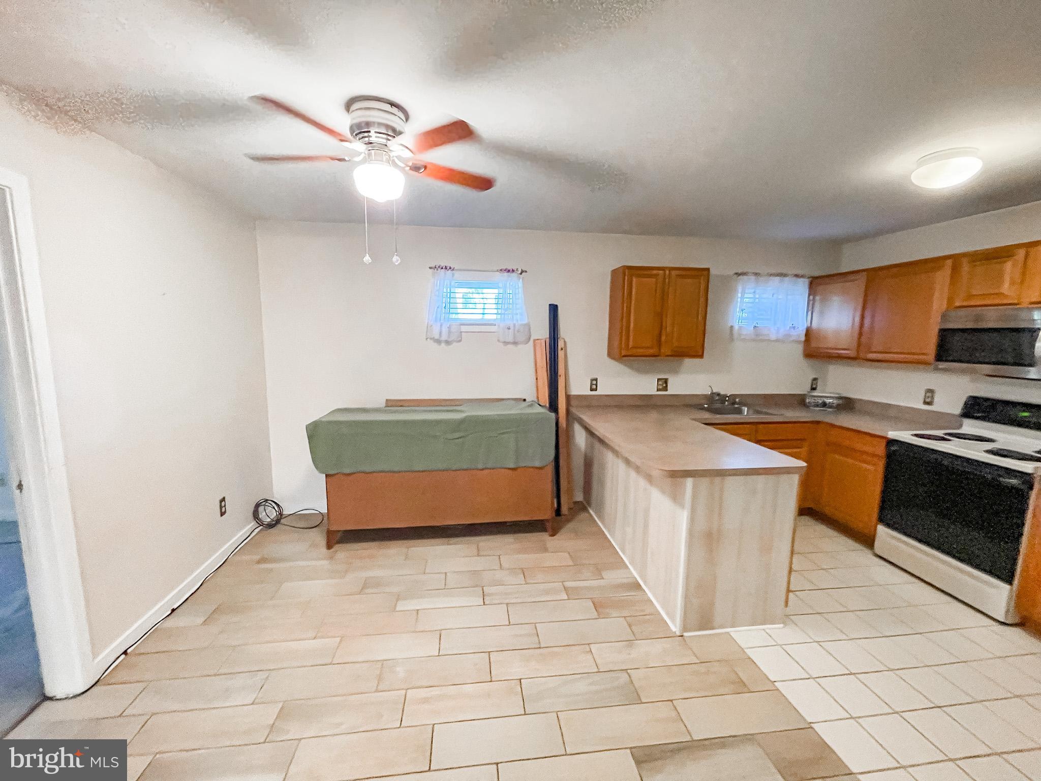 5102 Center TERRACE Unit: 5102