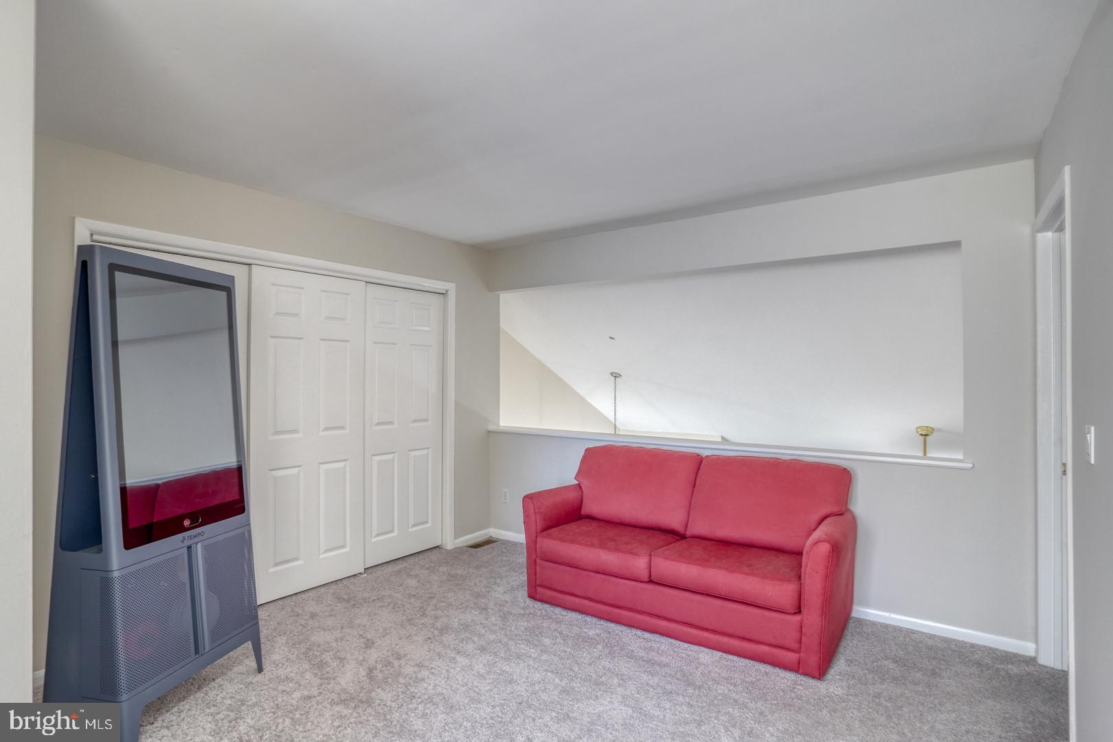 2308 Creekside Dr