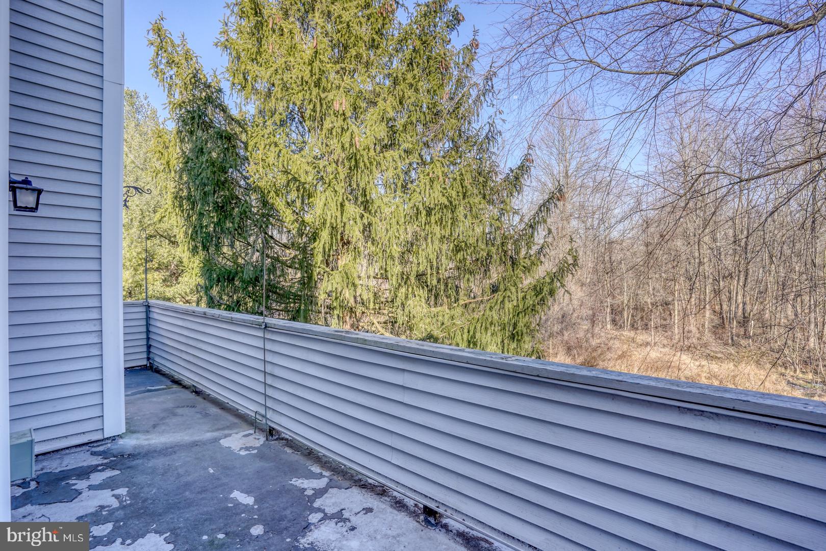 2308 Creekside Dr