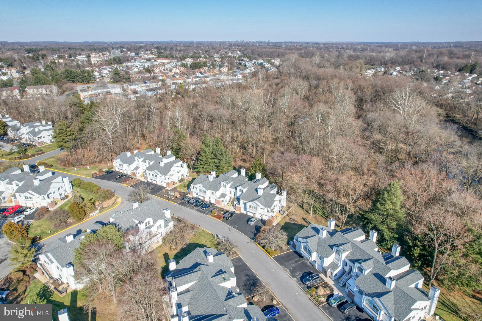 2308 Creekside Dr