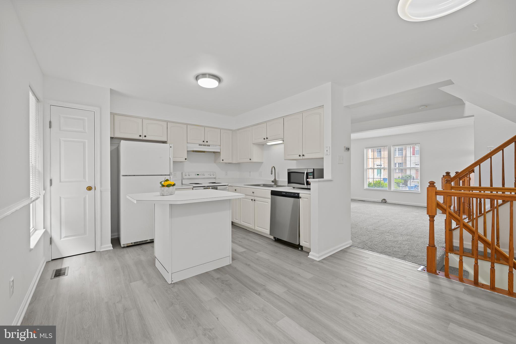 22 Hibiscus Dr