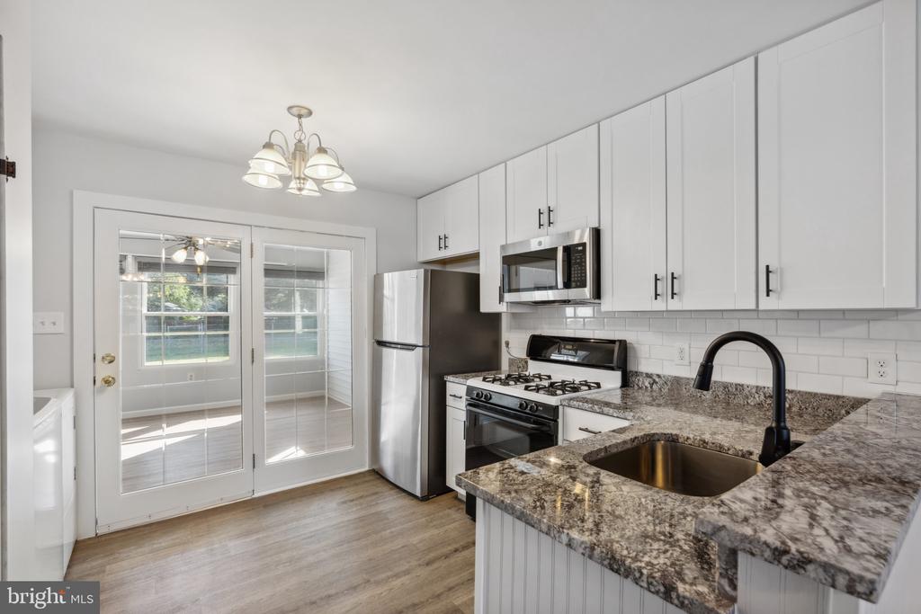 24 Archer Cir