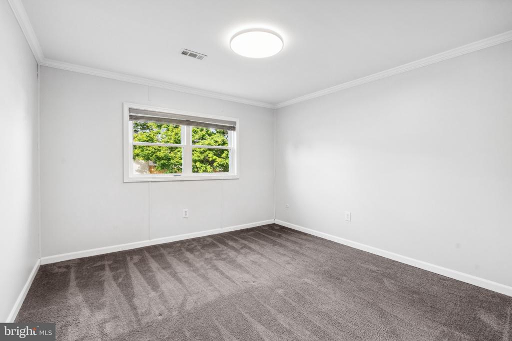 24 Archer Cir