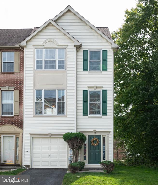 16 Shane Cir