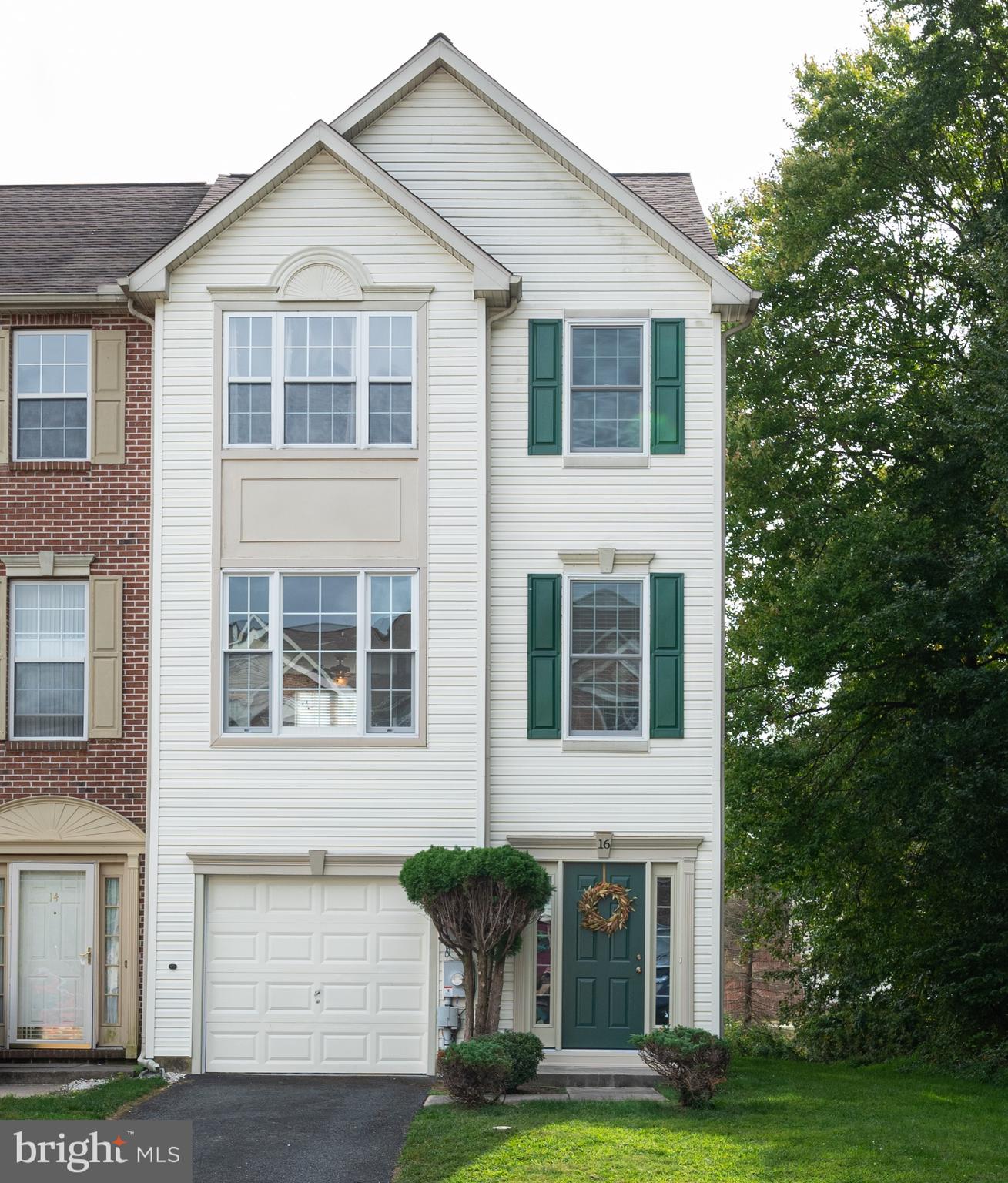 16 Shane Cir