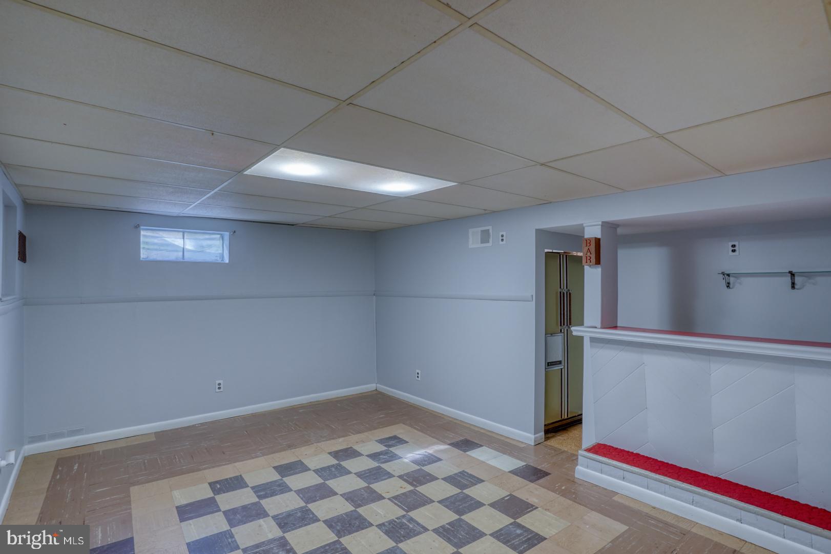 326 E Roosevelt Ave