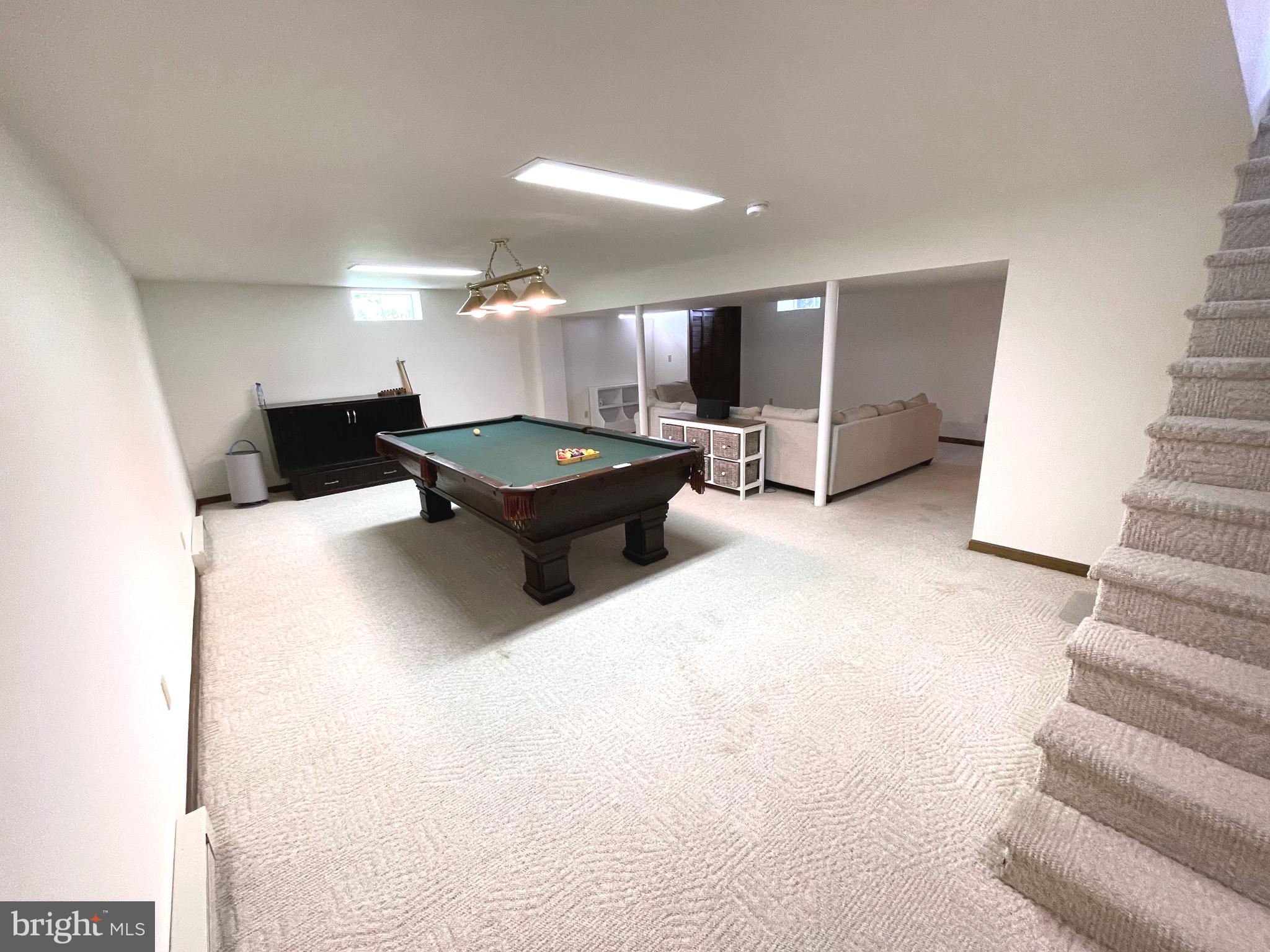 6 CLADDAGH COURT