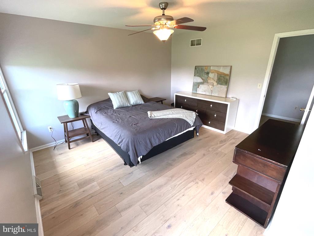 6 CLADDAGH COURT