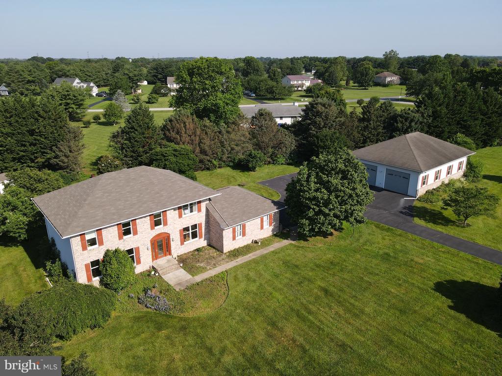 6 CLADDAGH COURT