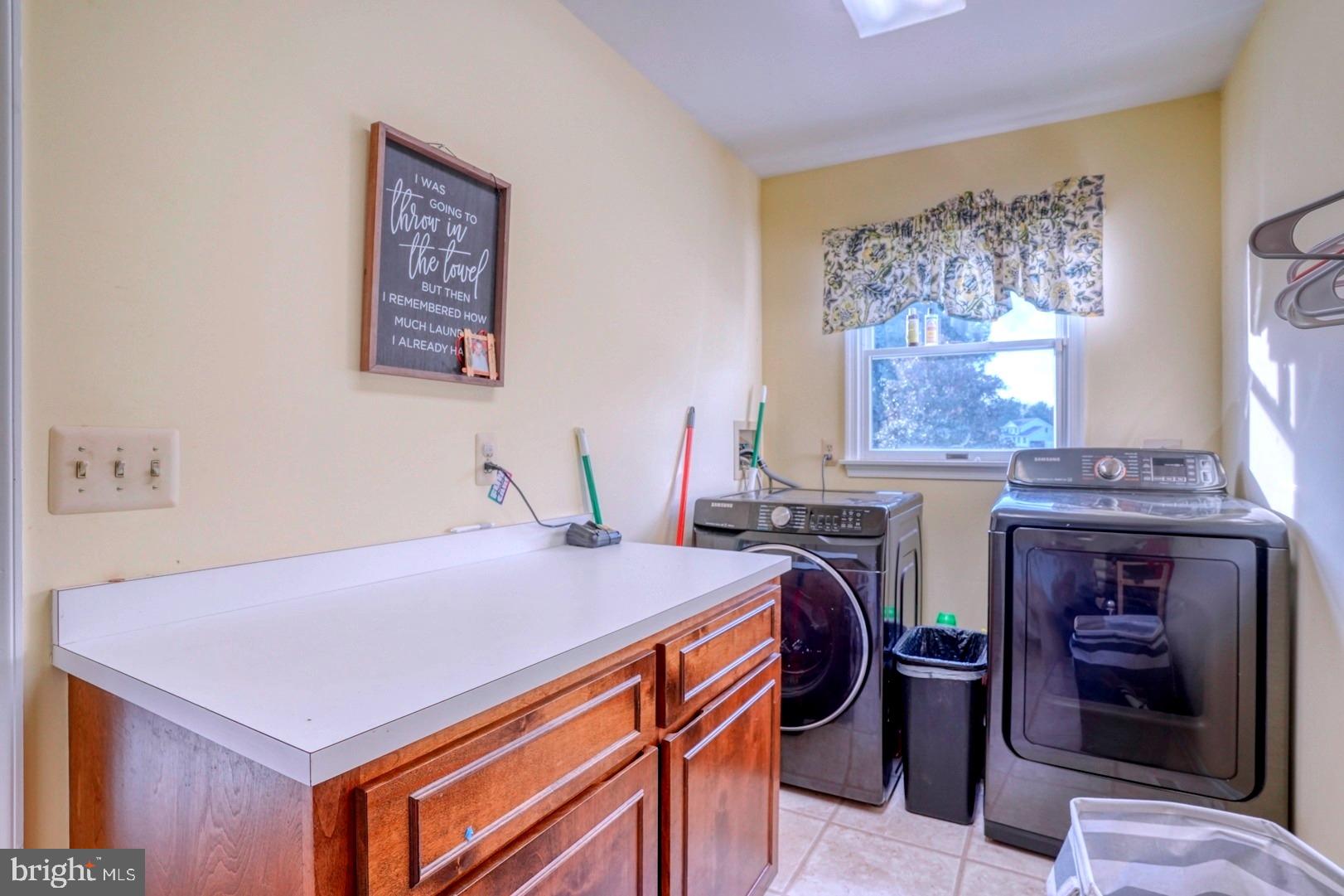 6 CLADDAGH COURT