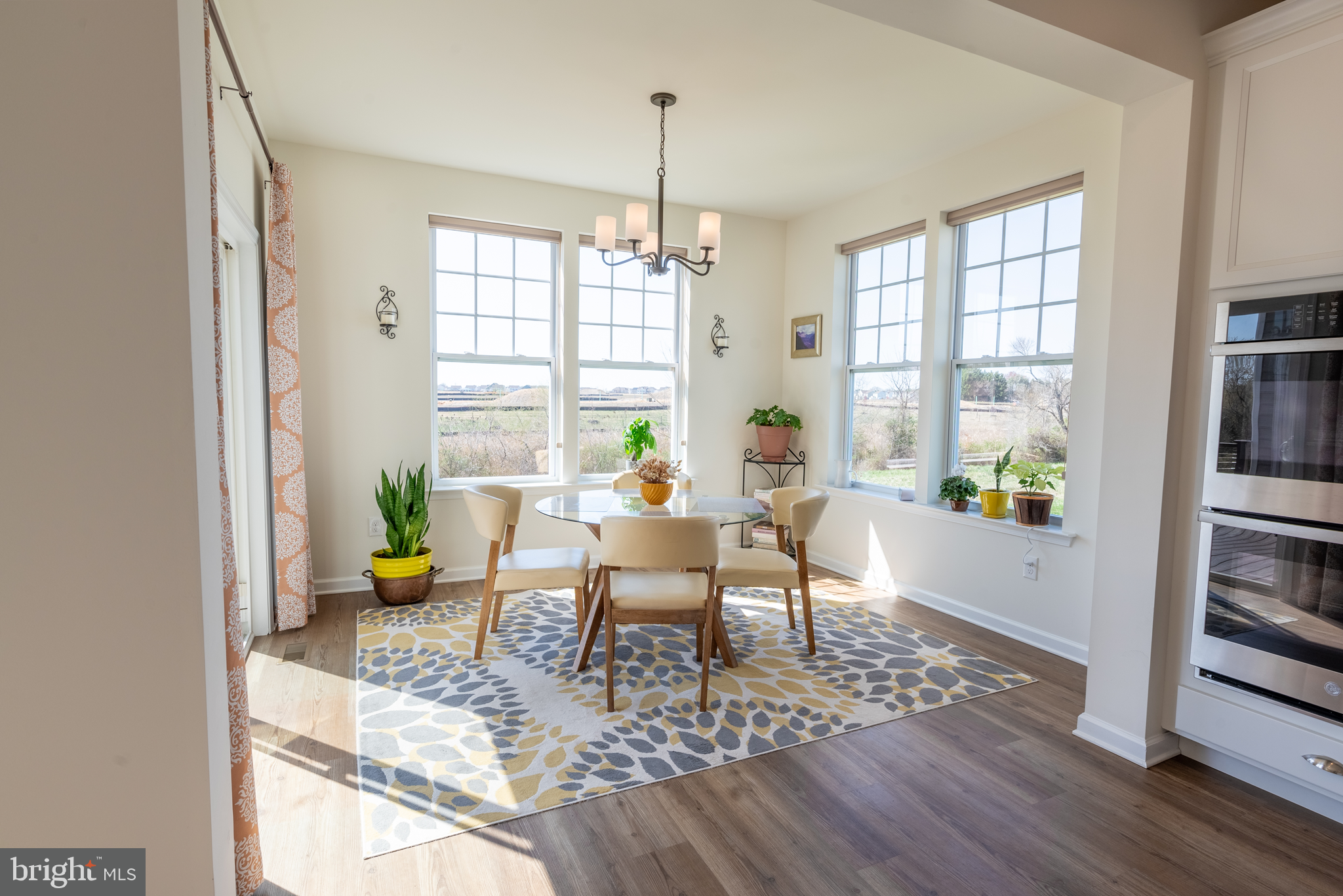 2722 van Cliburn Cir