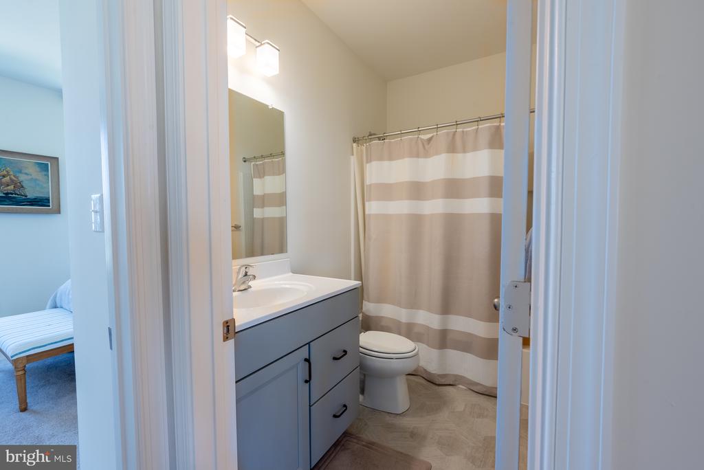 2722 van Cliburn Cir