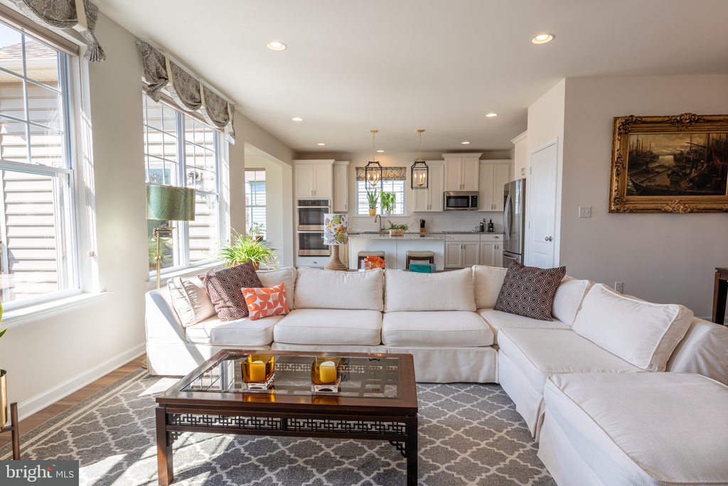 2722 van Cliburn Cir