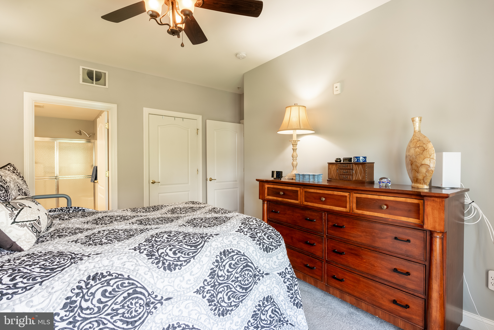 1000 Fountainview Cir #304