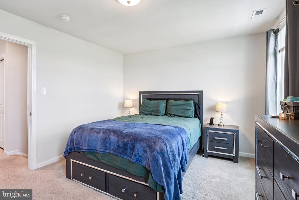 142 Wye Oak Dr