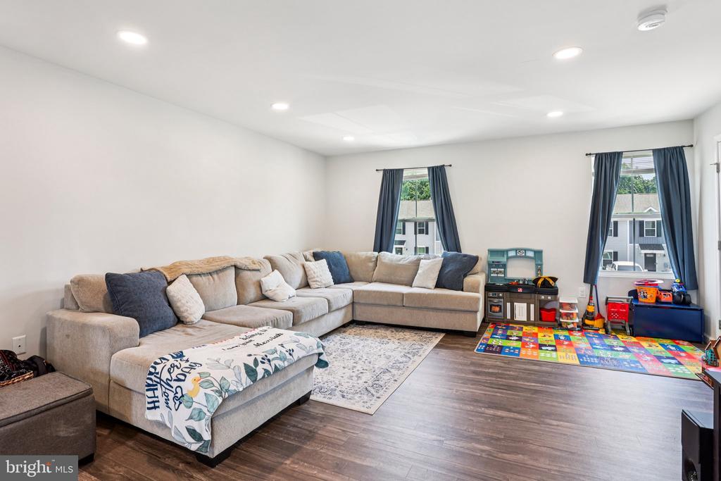 142 Wye Oak Dr