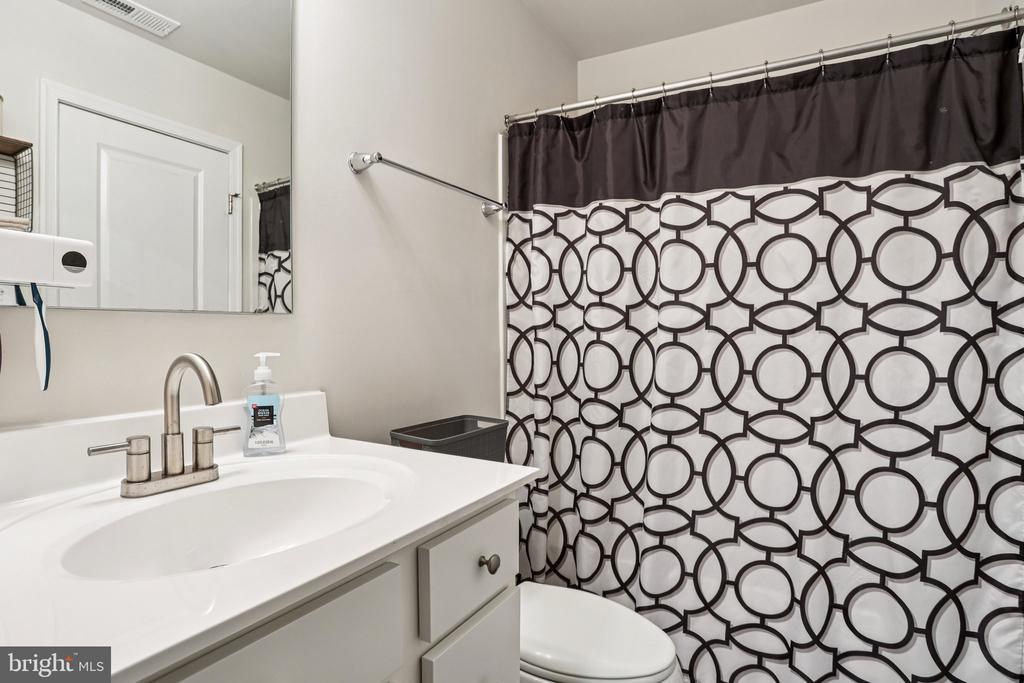 142 Wye Oak Dr