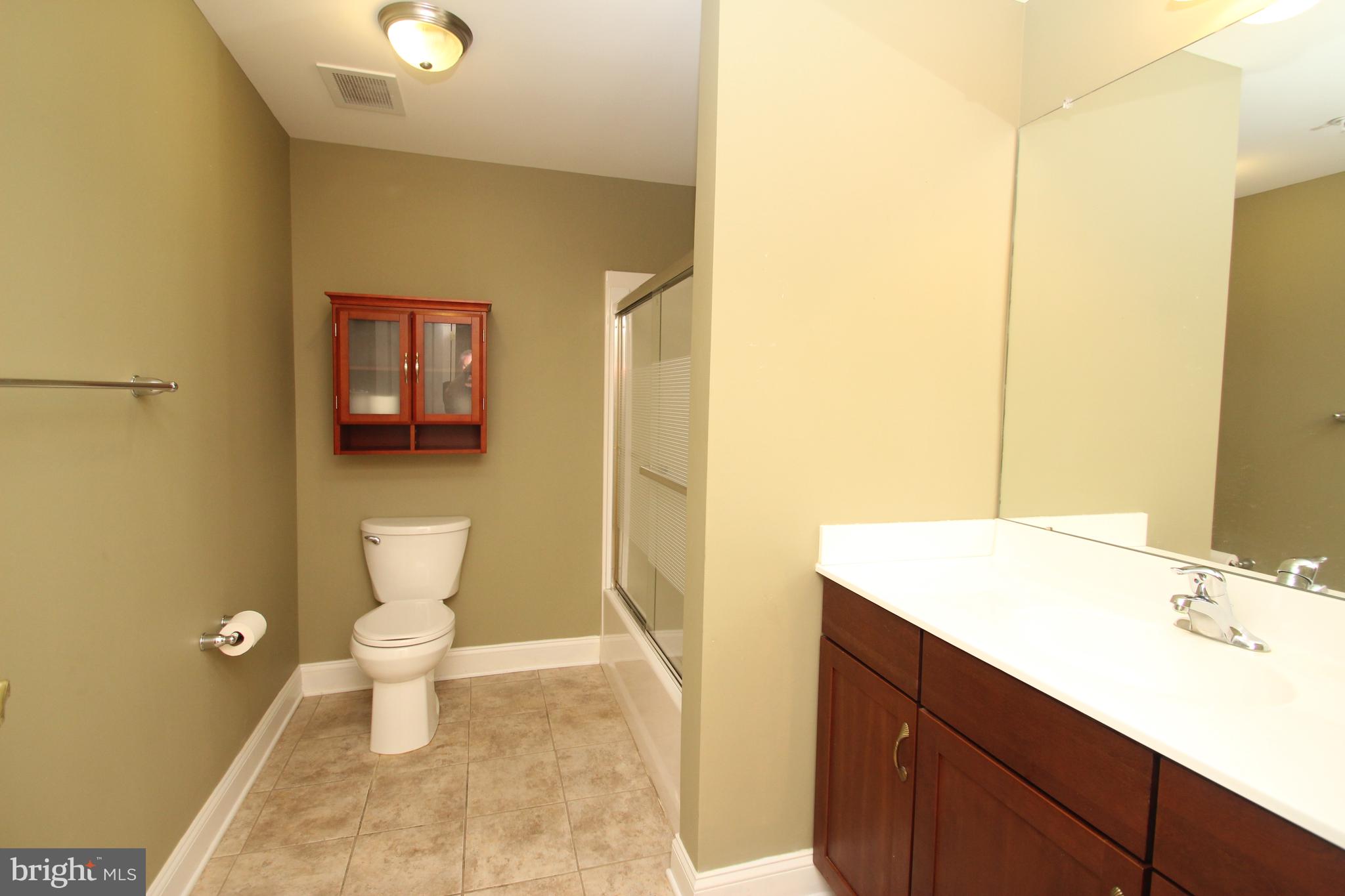 3000 FOUNTAINVIEW CIRCLE 102