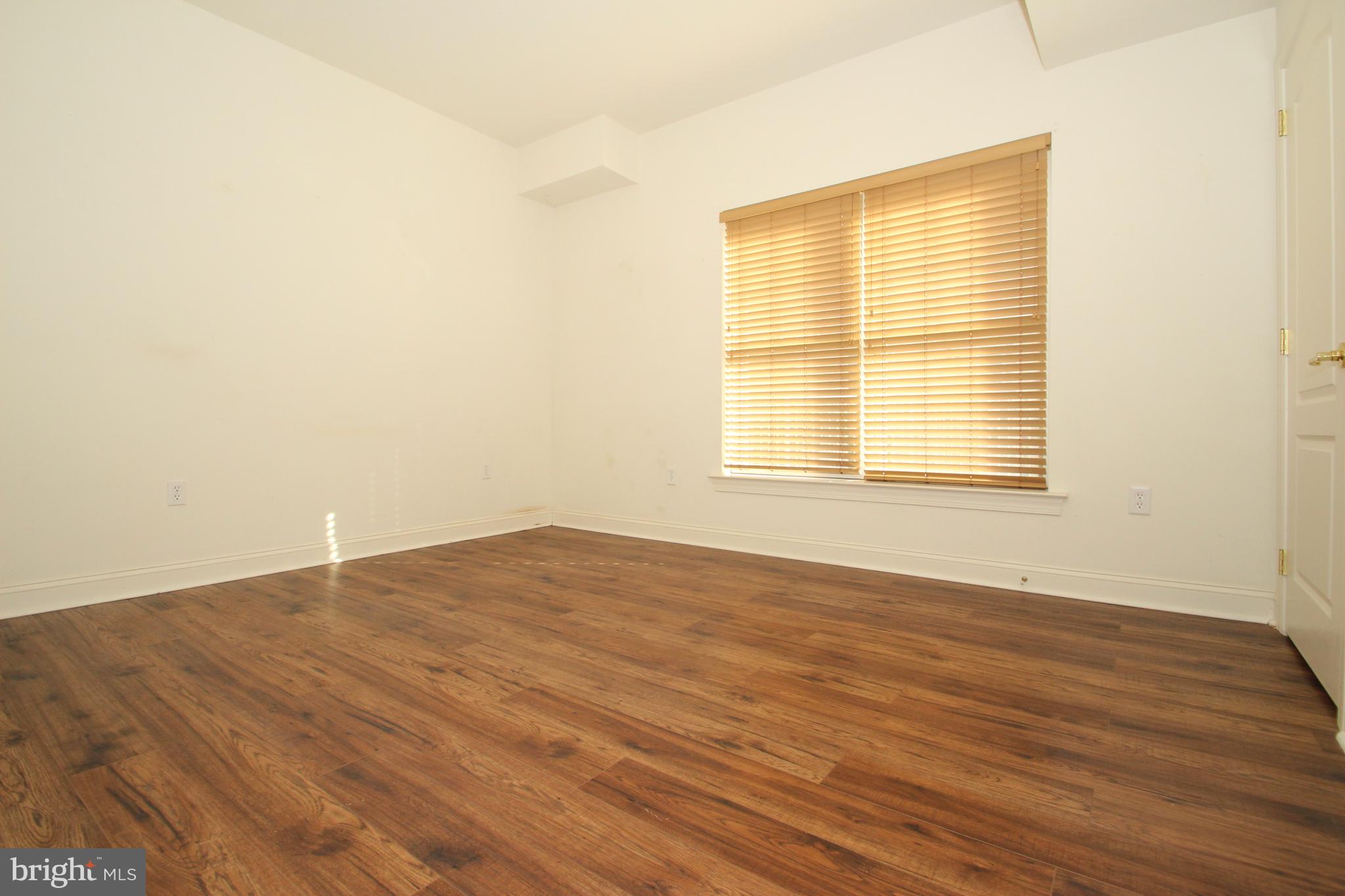 3000 FOUNTAINVIEW CIRCLE 102