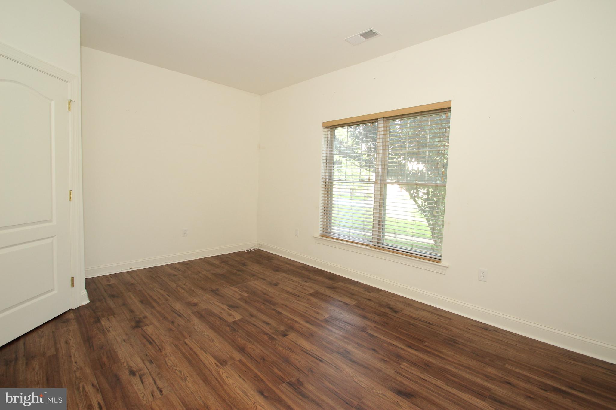 3000 FOUNTAINVIEW CIRCLE 102