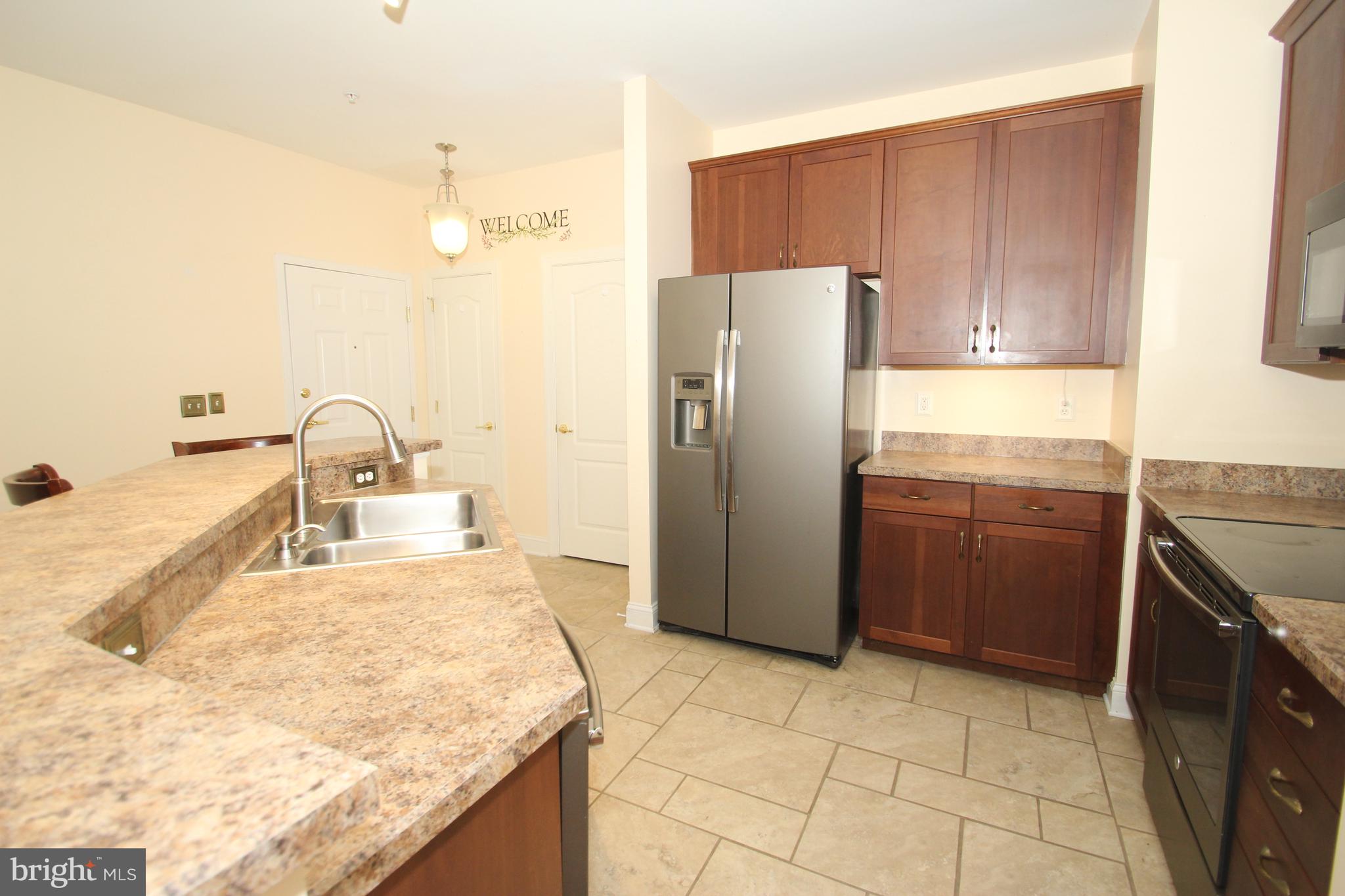 3000 FOUNTAINVIEW CIRCLE 102