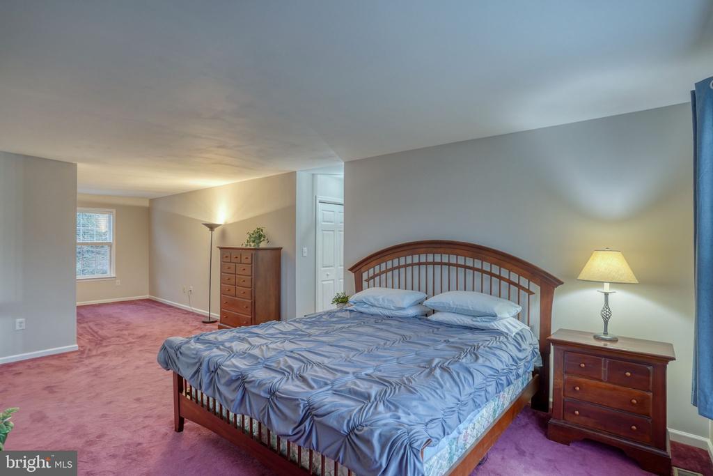 305 BALD EAGLE WAY