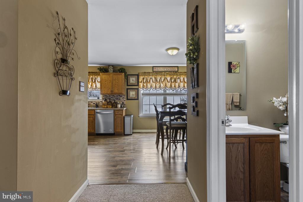 303 W 9TH STREET