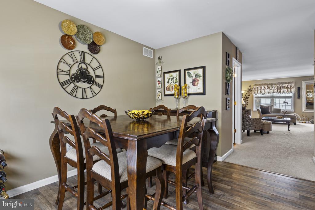 303 W 9TH STREET